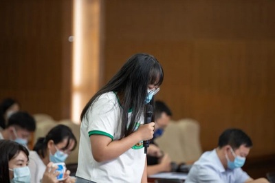 海南省促進經(jīng)濟高質(zhì)量發(fā)展財政資金（工信領(lǐng)域）管理實施細則新聞發(fā)布會聚焦軟件和信息技術(shù)服務(wù)業(yè)投資與管理